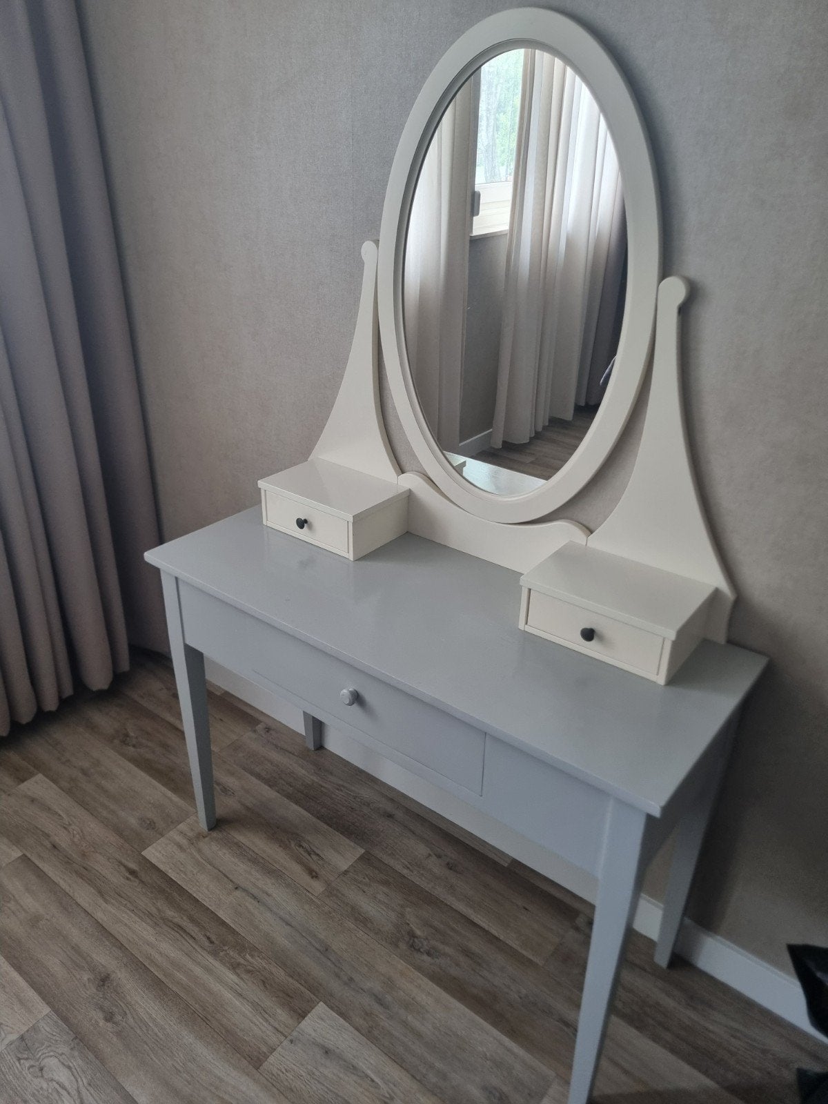 Ikea Hemnes kaptafel spiegel met grijs tafeltje, Huis en Inrichting, Ophalen, Zo goed als nieuw, 50 tot 100 cm, Minder dan 100 cm