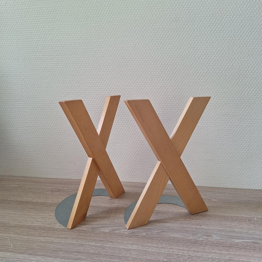 2 vintage Ikea Skribent X boekensteun hout metaal, Huis en Inrichting, Woonaccessoires | Wandplanken en Boekenplanken, Ophalen of Verzenden