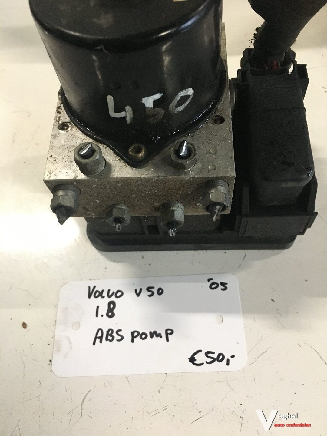Volvo V50 2005 1.8  Abs pomp, Gebruikt, -, -, Ophalen of Verzenden