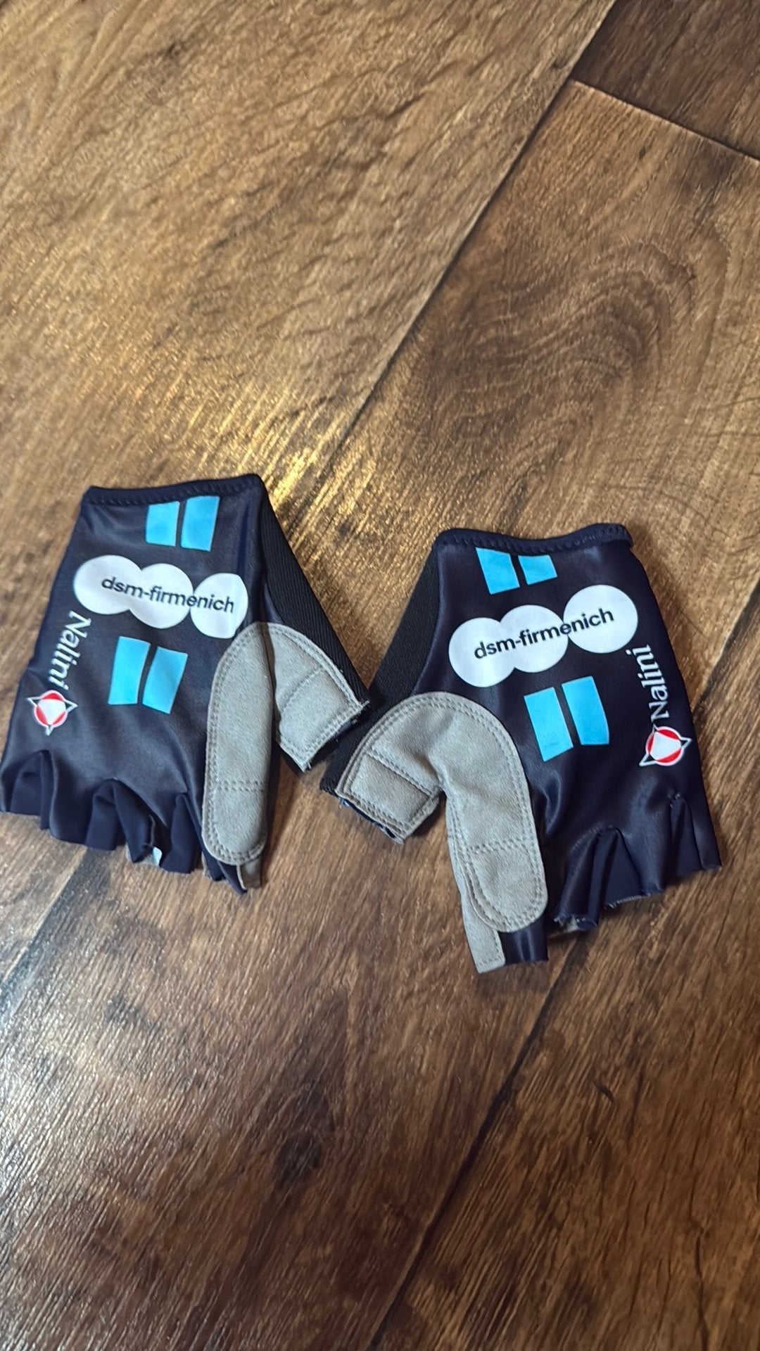 Team Dsm wielerhandschoenen nieuw maat XS, Fietsen en Brommers, XS, J, Nieuw, Ophalen of Verzenden