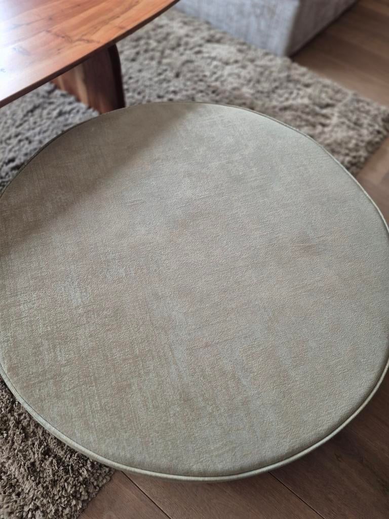 VT Wonen Poef Taupe Kleur, Ophalen, Zo goed als nieuw, Stof, 50 tot 75 cm