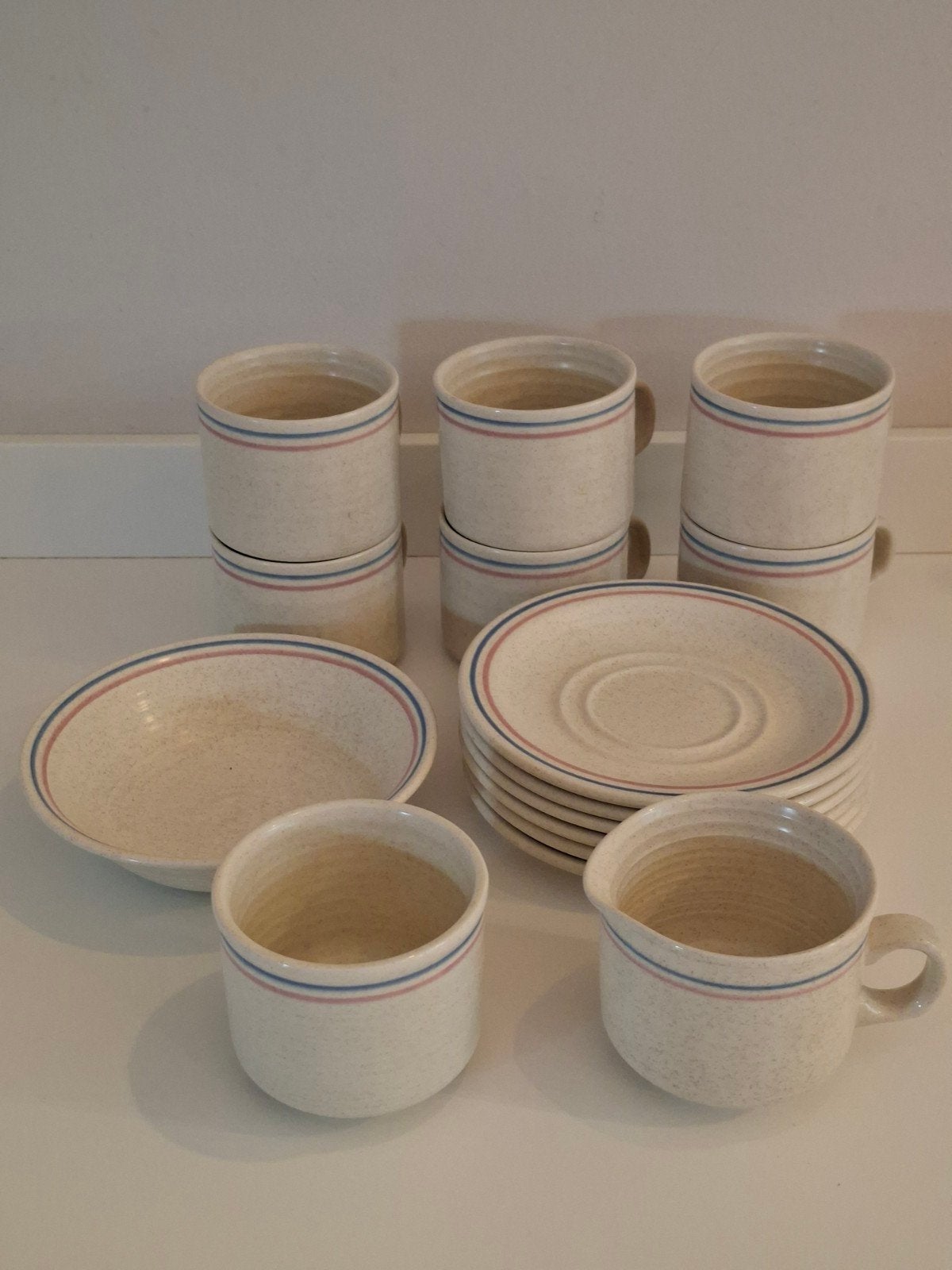 Vintage Churchill Homespun servies Roomstel kop en schotels, Keramiek, Ophalen of Verzenden, Zo goed als nieuw, Overige stijlen