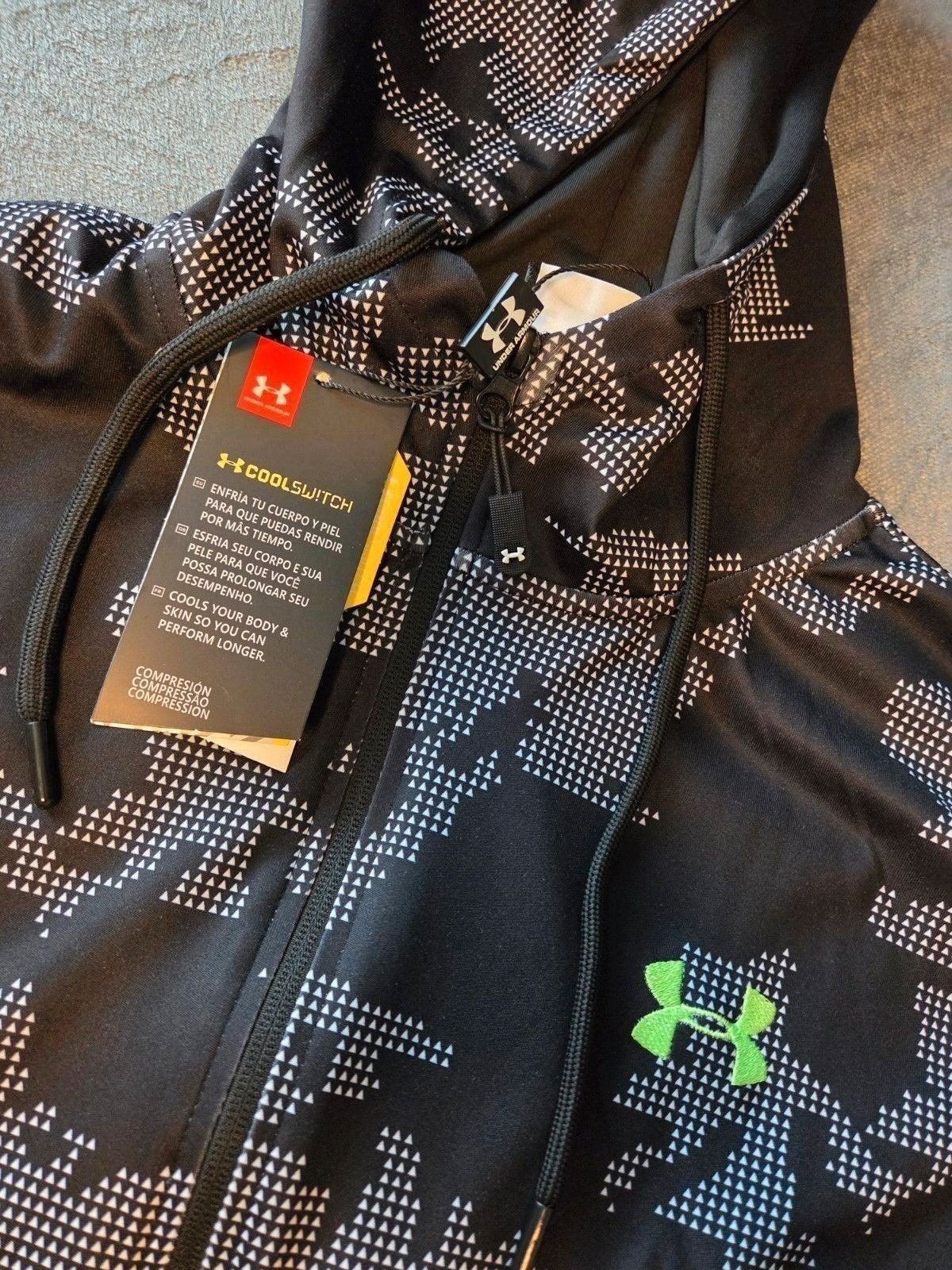 Under Armour Trainingspak maat S WEG=WEG! topkwaliteit!, Kleding | Heren, Sportkleding, Fitness, Zwart, Under Armour, Nieuw