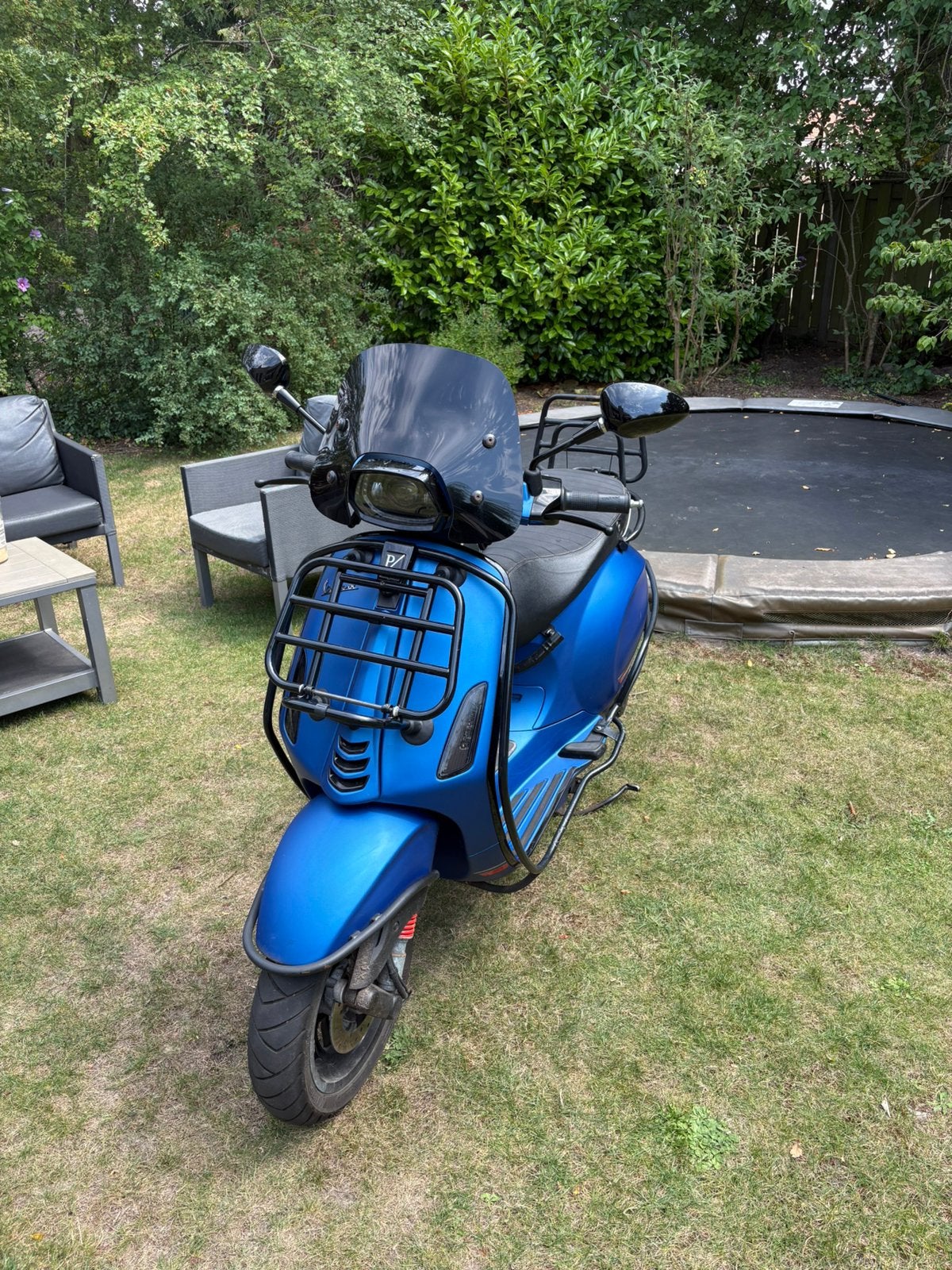 Vespa sprint, Fietsen en Brommers, Ophalen, Zo goed als nieuw, Benzine, Vespa S