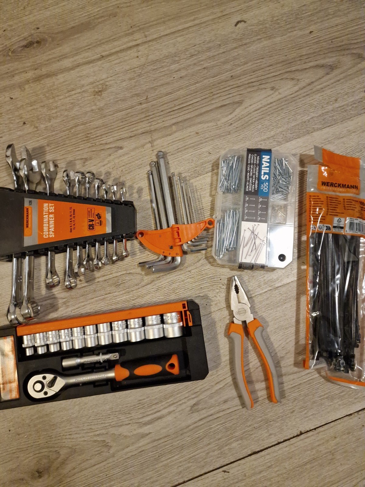Tools Set, Ophalen, Gebruikt