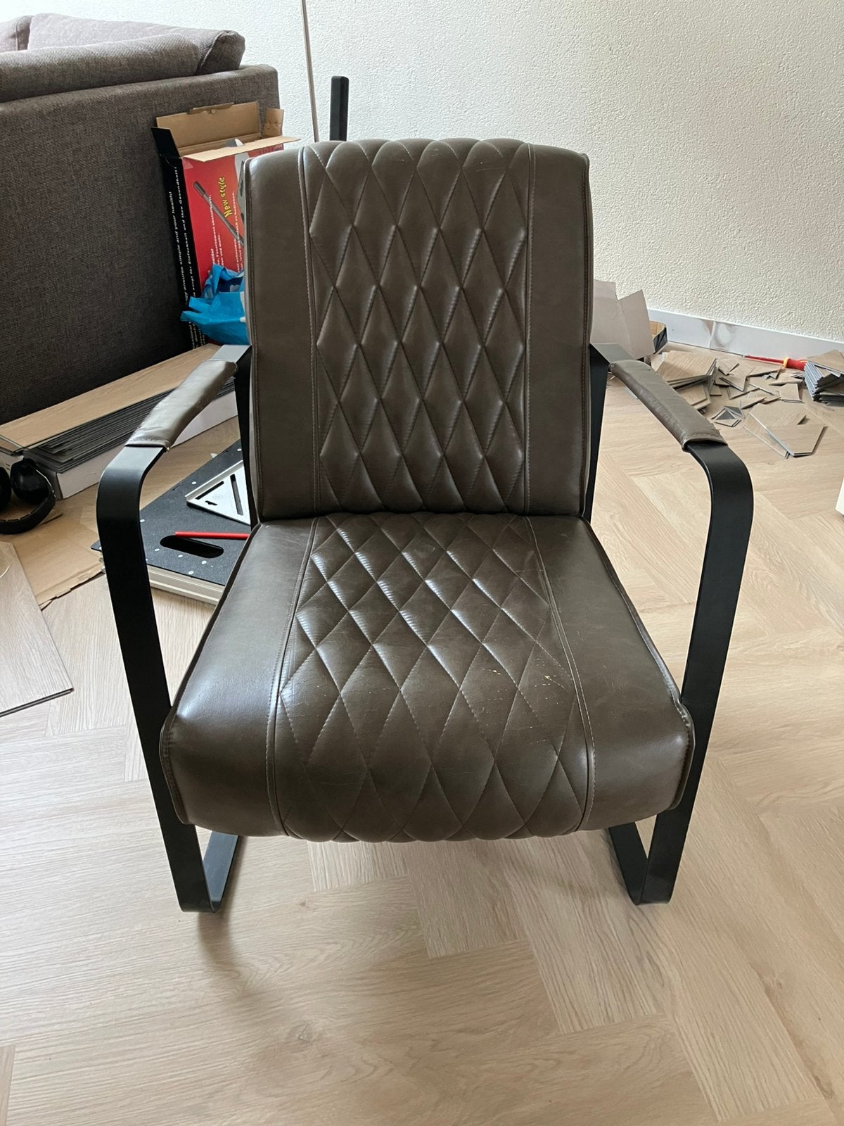 Donkerbruine stoel Leen Bakker, Huis en Inrichting, Ophalen, Overige materialen, Gebruikt, Bruin