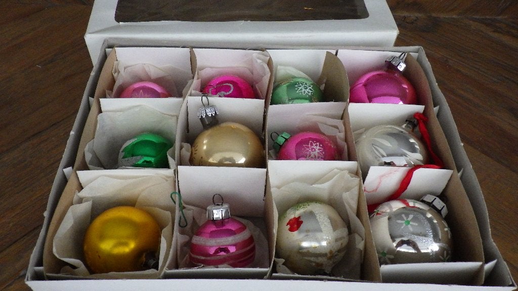 12 oude kleurrijke kerstballen, Ophalen of Verzenden, Gebruikt