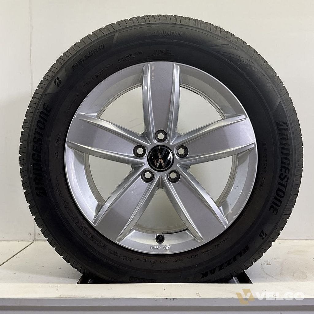VOLKSWAGEN TIGUAN PASSAT VELGEN SET WINTERBANDEN 17 INCH, -, -, Banden en Velgen, 17 inch