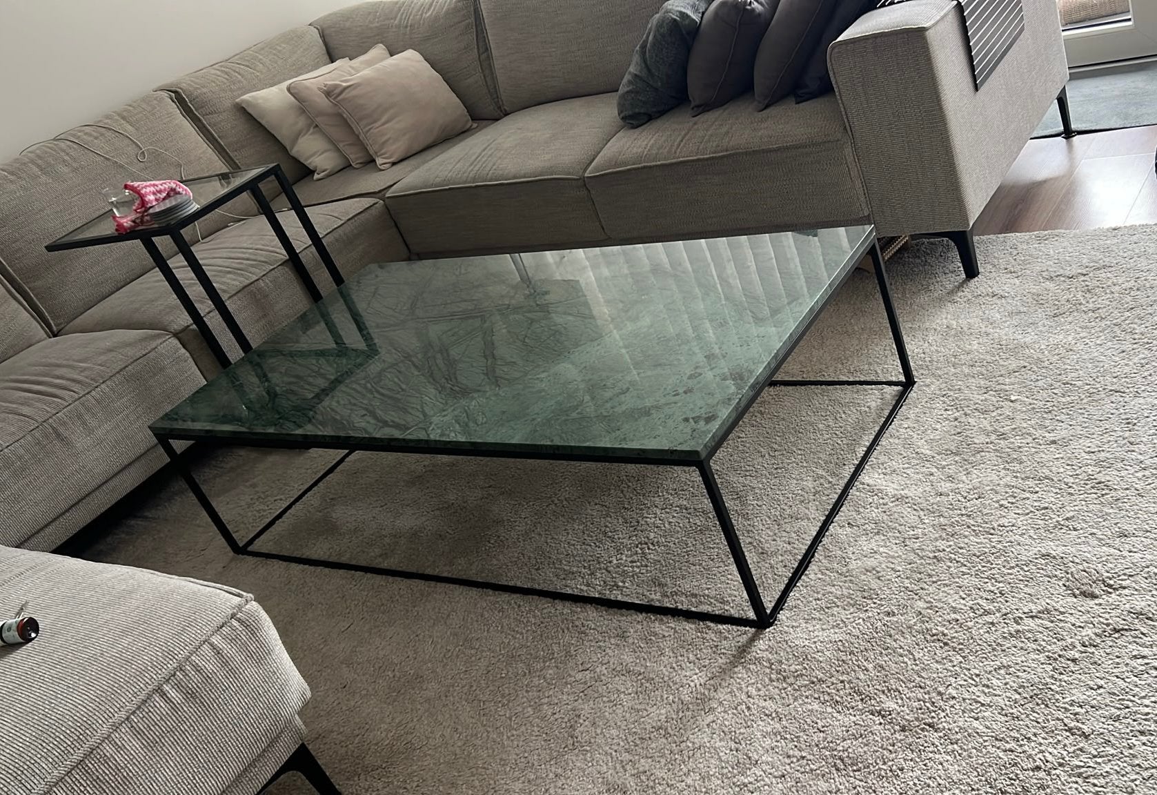 Marmeren groene salontafel, Huis en Inrichting, Ophalen, Gebruikt, 100 tot 150 cm, 50 tot 100 cm