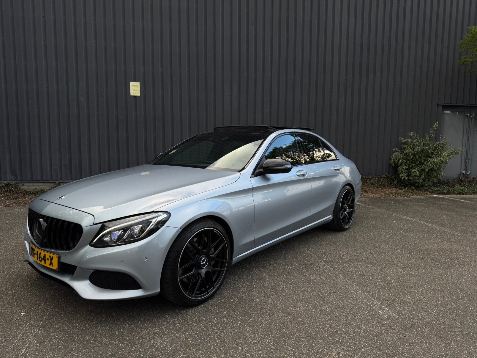 Mercedes-Benz C-Klasse C350e/ Pano/Burmeister/, Auto's, Automaat, Achterwielaandrijving, 1600 kg, 102 €/maand