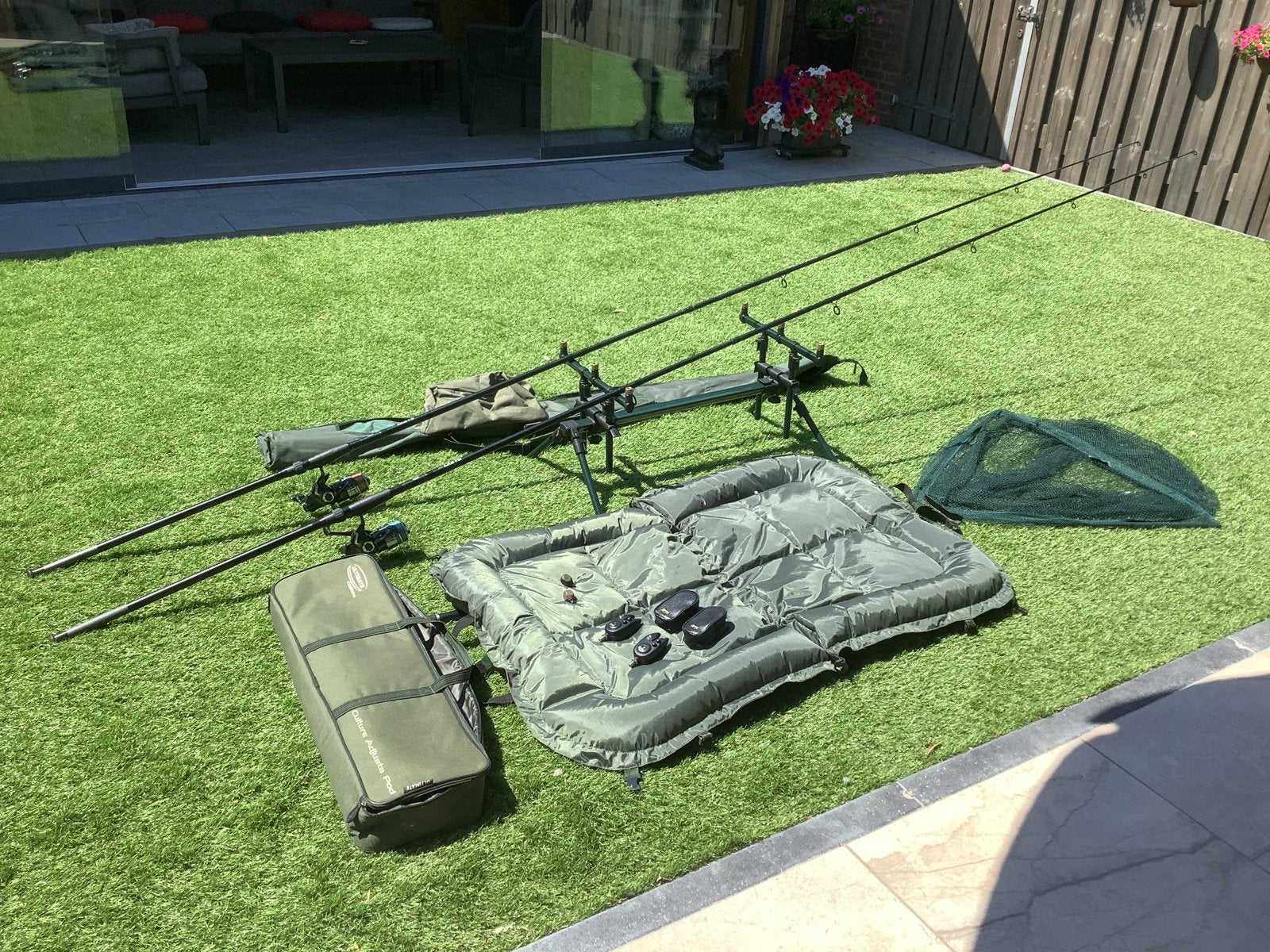 Complete Karper Vis Set - Hengels, Rodpod, Beetmelders, Mat, Ophalen, Gebruikt, Complete set