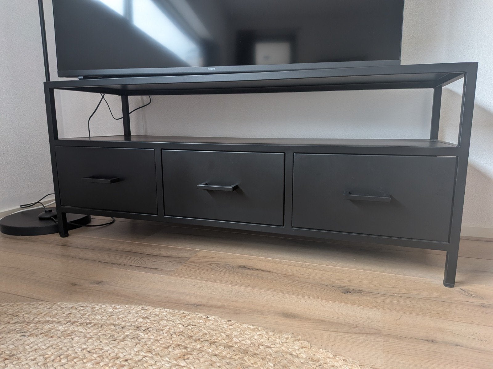 Woonexpress Tv Meubel Amersfoort Metaal, Huis en Inrichting, 100 tot 150 cm, Zo goed als nieuw, Modern industrieel, Minder dan 100 cm