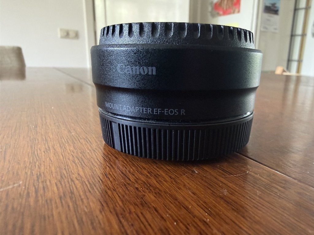 Canon converter EF - RF, Canon, Ophalen of Verzenden, Zo goed als nieuw, Beschermhoes/tas