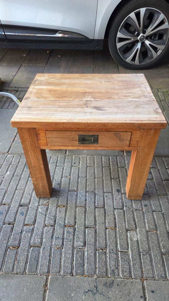 Houten bijzettafel met lade, Huis en Inrichting, Tafels | Bijzettafels, Ophalen, Minder dan 45 cm, Minder dan 55 cm, Gebruikt
