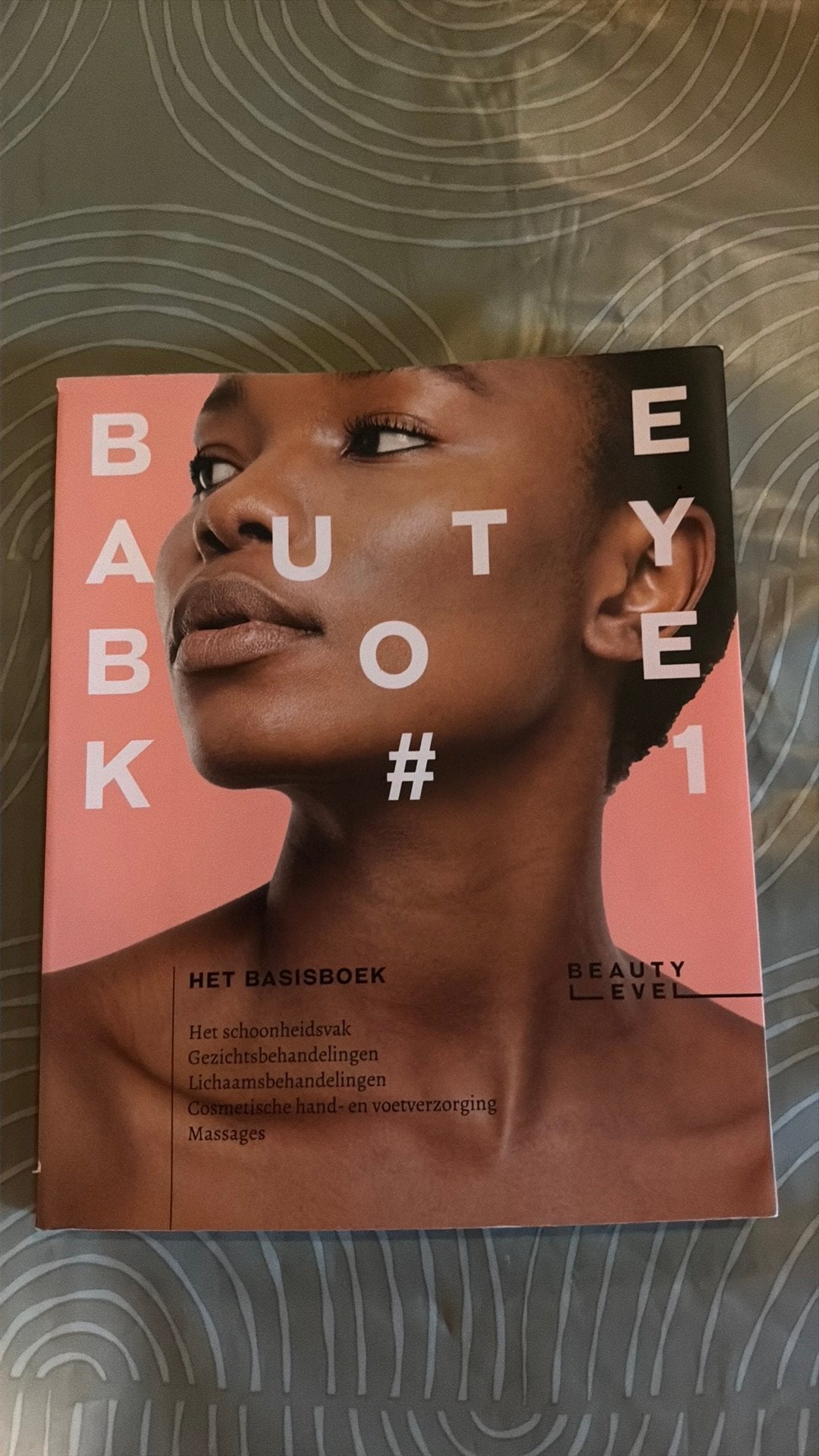 Visavi Beautylevel Boeken, Boeken, Ophalen of Verzenden, Zo goed als nieuw, Mode algemeen
