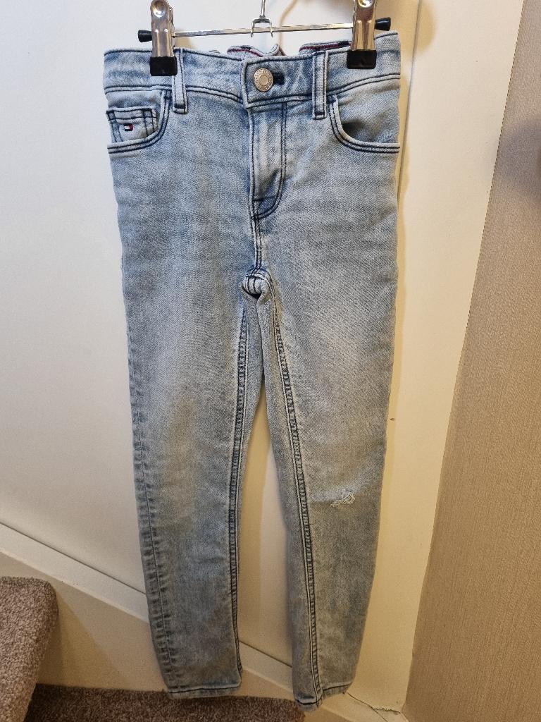 Zgan Tommy Hilfiger jeans maat 122, Kinderen en Baby's, Kinderkleding | Maat 122, Broek, Meisje, Ophalen of Verzenden, Tommy Hilfiger