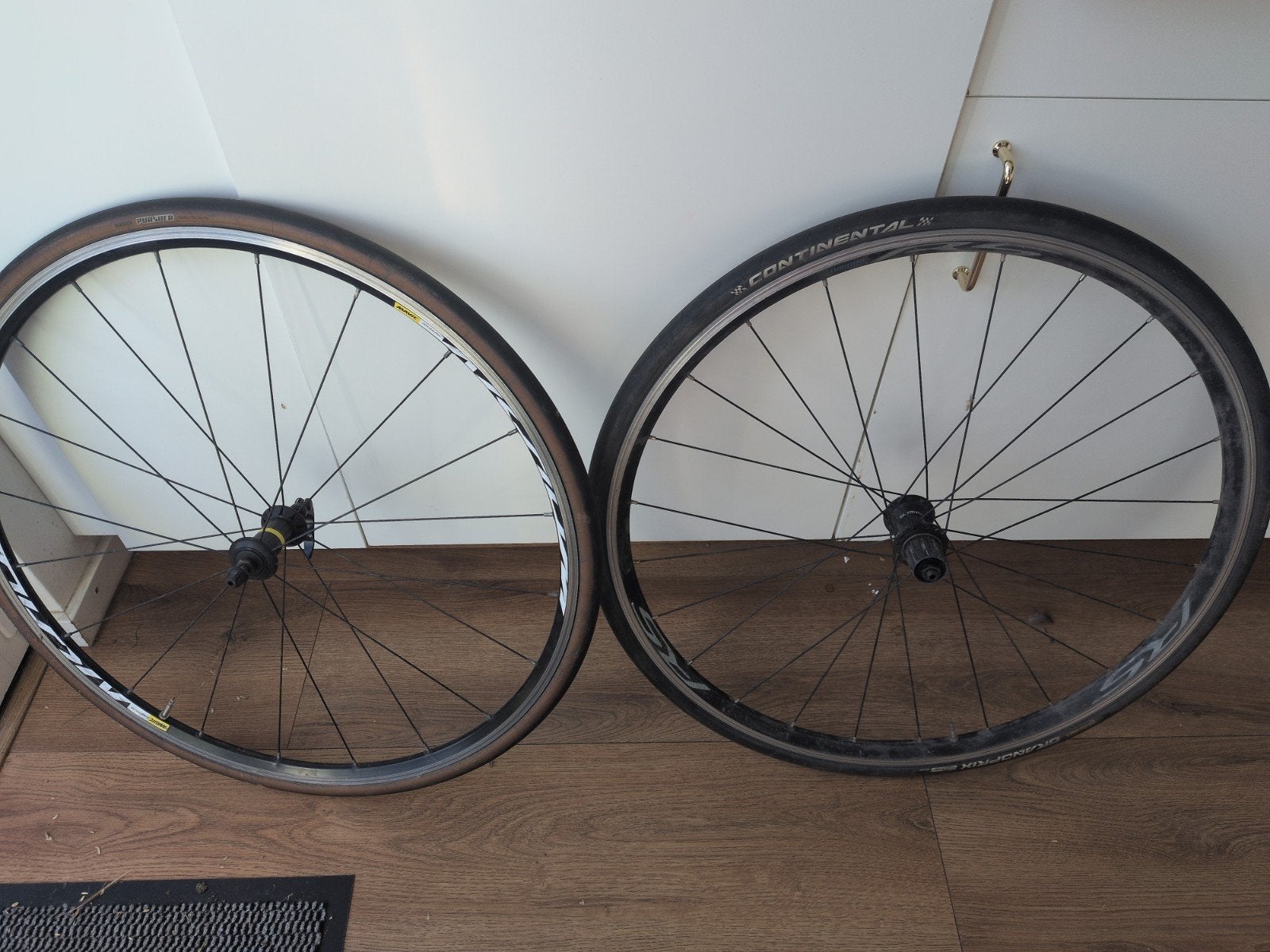 Shimano RS 100 achterwiel en Mavic Aksium voorwiel, Gebruikt, Aluminium, Mavic, Racefiets