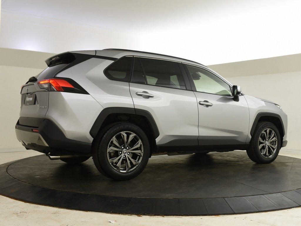 Toyota RAV4 2.5 Hybrid Dynamic | Navigatie | Elektr. a. klep, Automaat, Gebruikt, 4 cilinders, 1565 kg