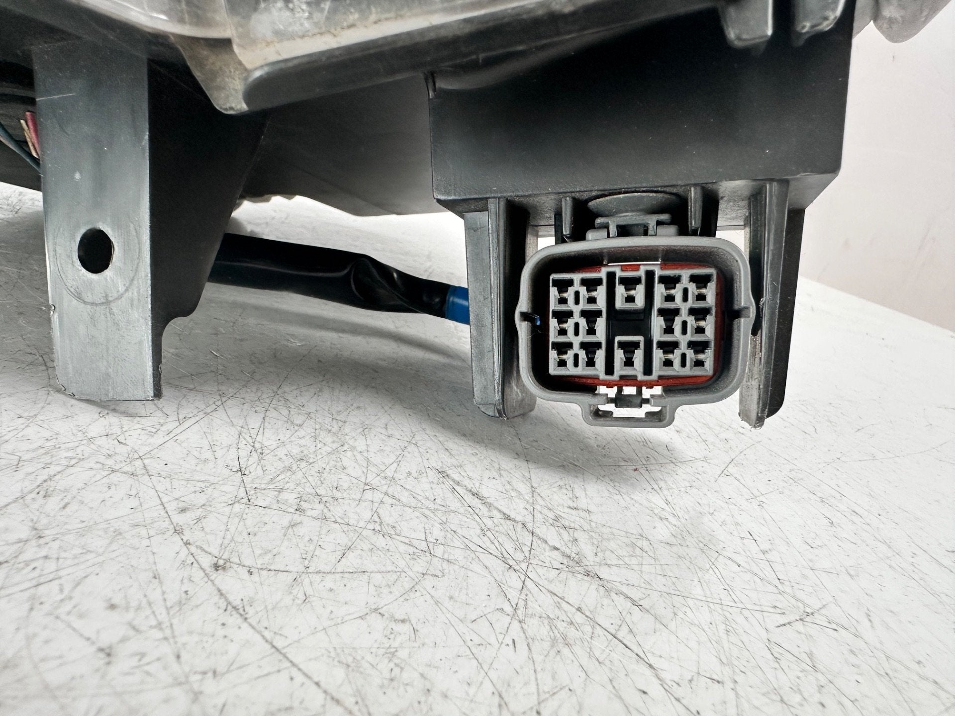 MAZDA CX3 CX-3 KOPLAMP LINKS ORIGINEEL 10 PINS D10E-51040, Auto-onderdelen, Gebruikt, Shinchi, Fuchu-Cho 3-1
730-8670  Hiroshima