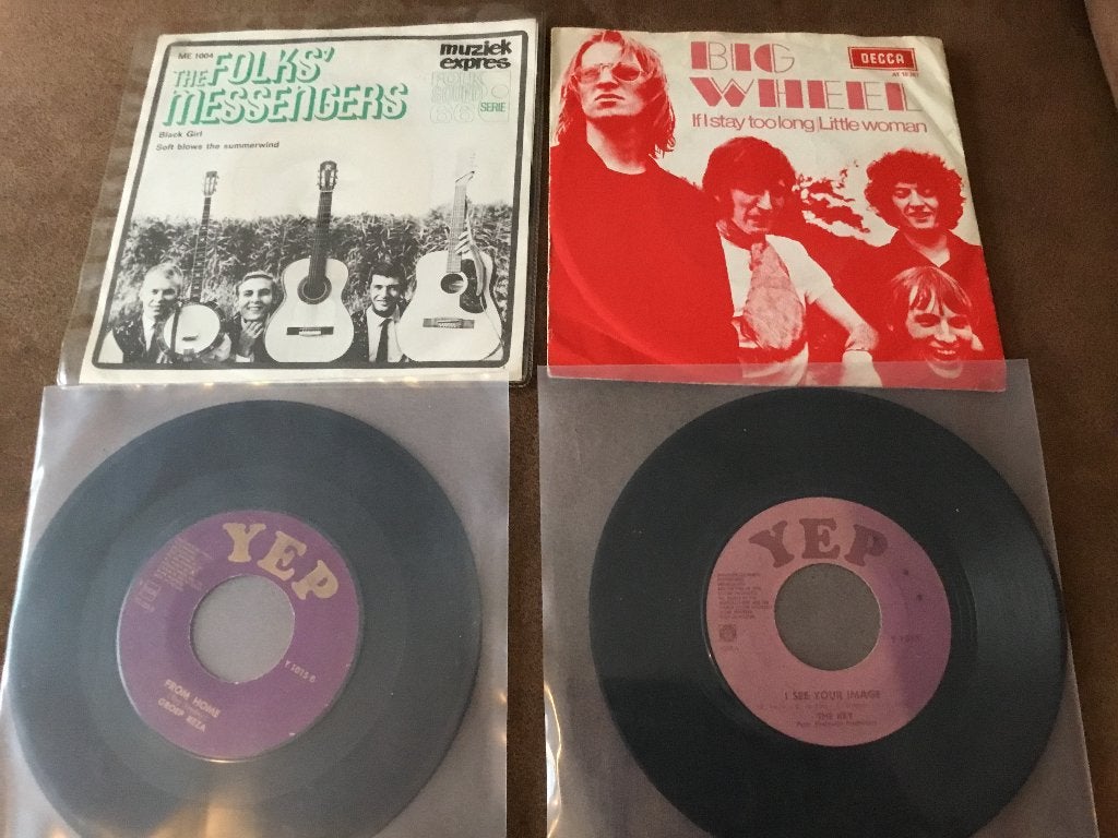 Nederbeat - Muziek Expres - Yep - Decca label - 4 x singles, Ophalen of Verzenden, Gebruikt