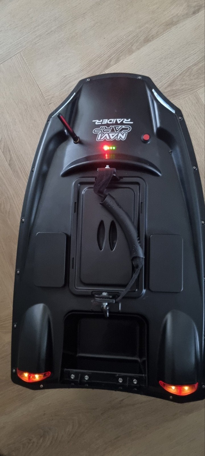 Navicarp Raider Voerboot zgan!!!, Watersport en Boten, Ophalen of Verzenden, Overige typen
