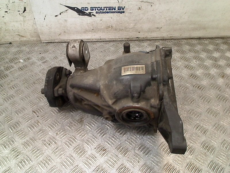 Cardan Achter Mercedes-Benz C (W204) 2011 A2023510605, Gebruikt, Mercedes-Benz AG, Mercedes-Benz, Mercedesstraße 120, Stuttgart 70372, , Duitsland