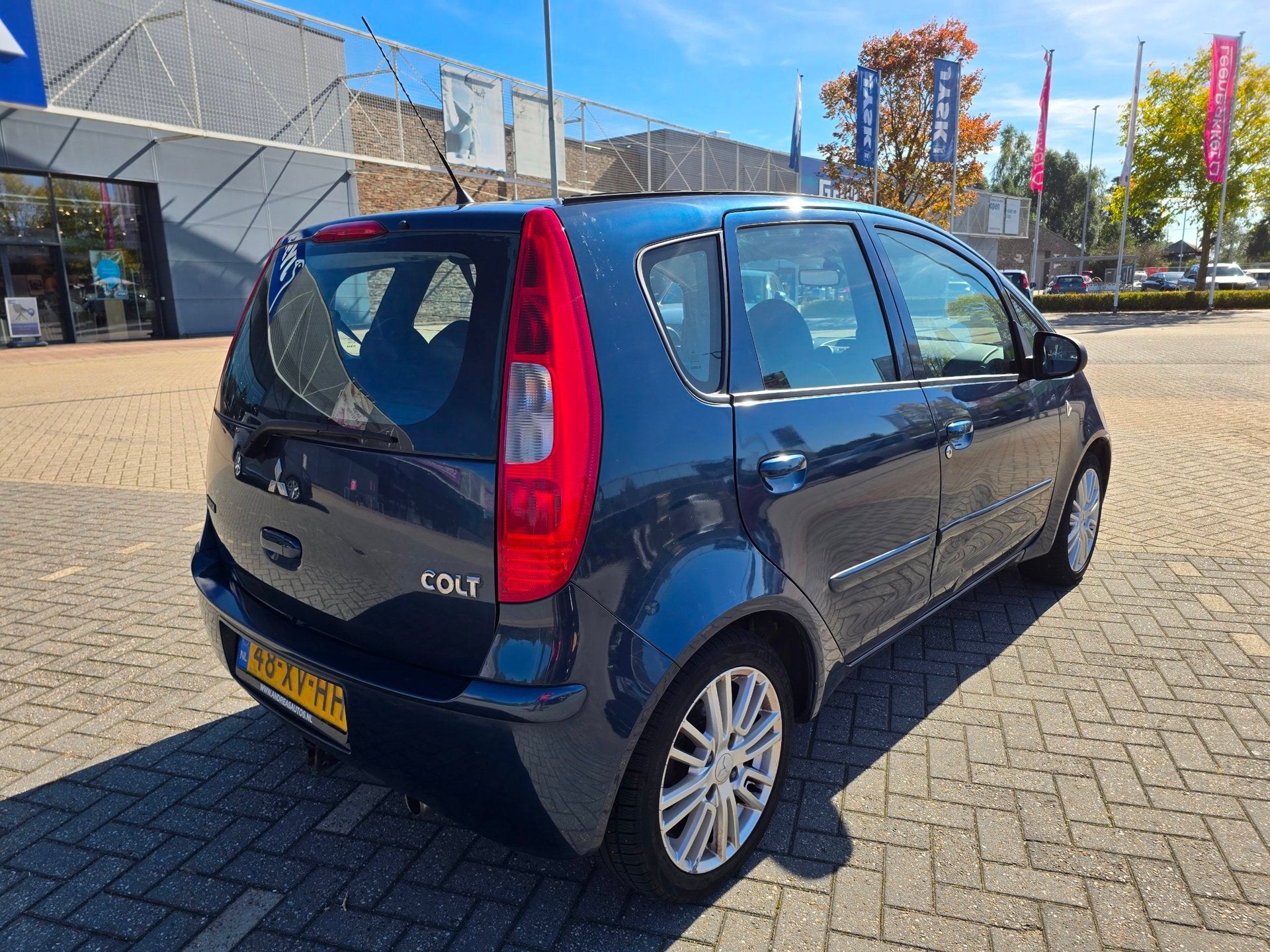 Mitsubishi Colt 1.5 Instyle LEEE/airco *apk:09-2027*, Auto's, Voorwielaandrijving, 4 cilinders, 965 kg, Blauw