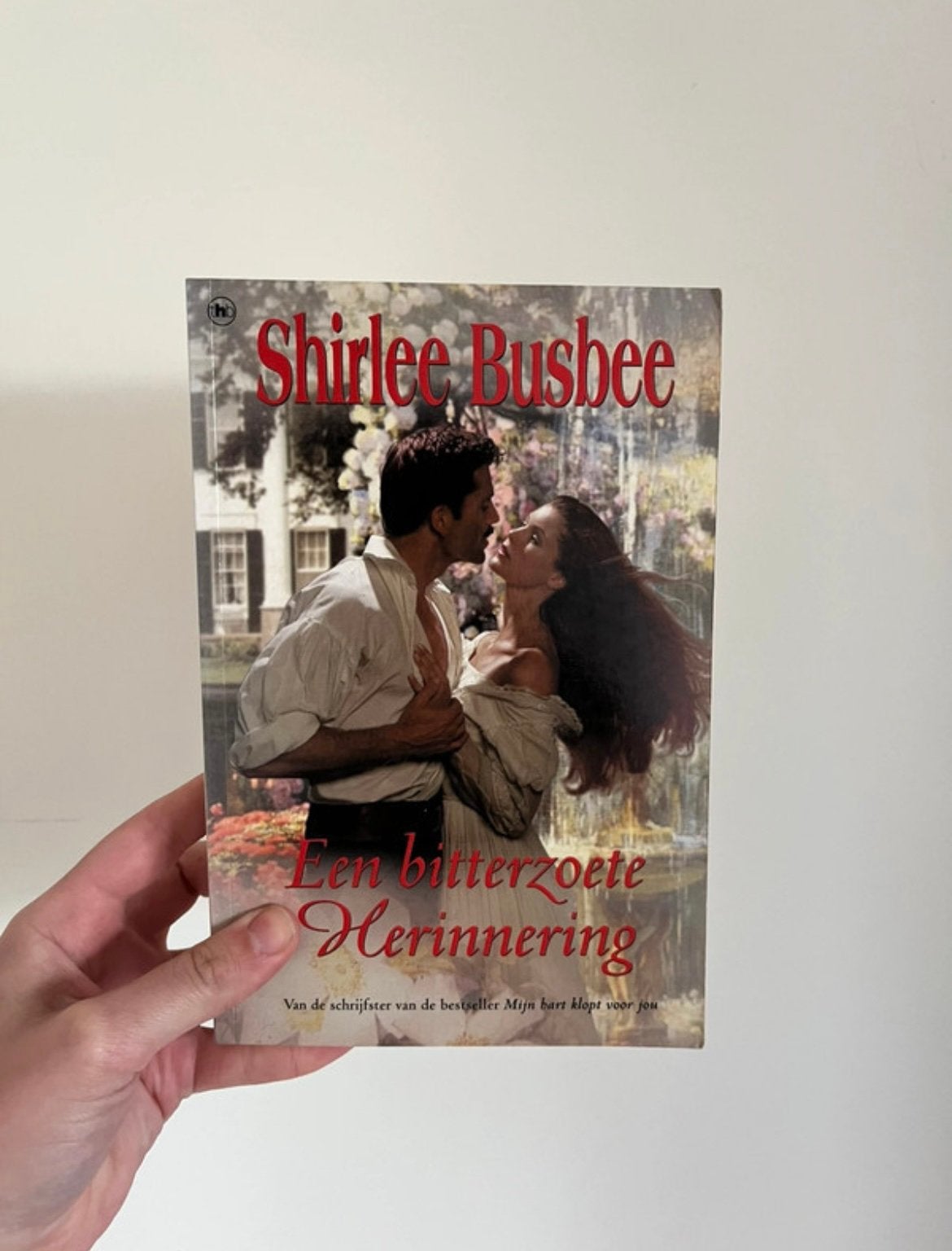 Een bitterzoete herinnering Shirlee Busbee (9789044303193), Boeken, Ophalen of Verzenden, Tweede Wereldoorlog, Zo goed als nieuw