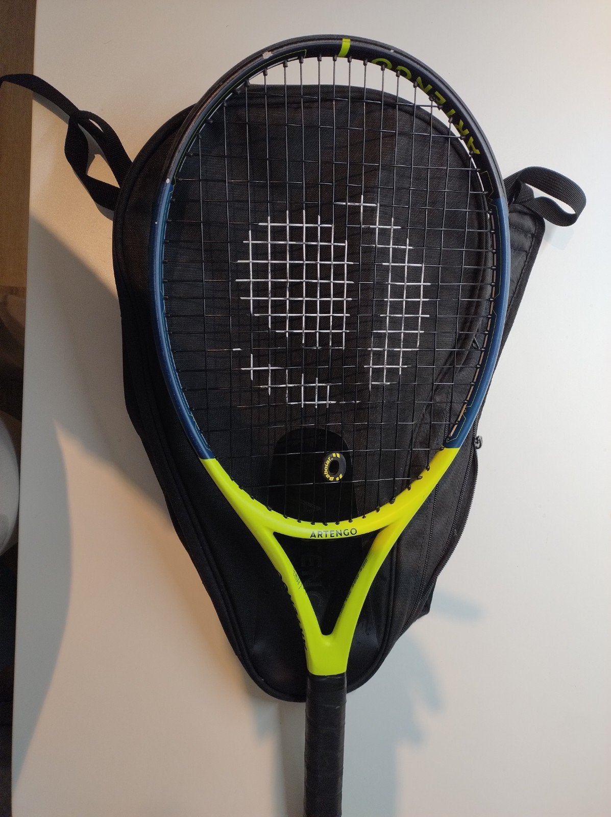 Artengo tennisracket met hoes - Zo goed als nieuw, Ophalen of Verzenden, Zo goed als nieuw, Racket, Overige merken