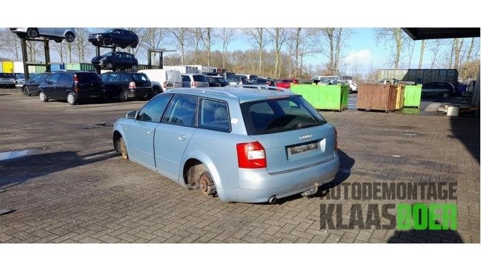 Achterbumper van een Audi A4, Auto-onderdelen, Carrosserie en Plaatwerk, Gebruikt, -, -, Bumper