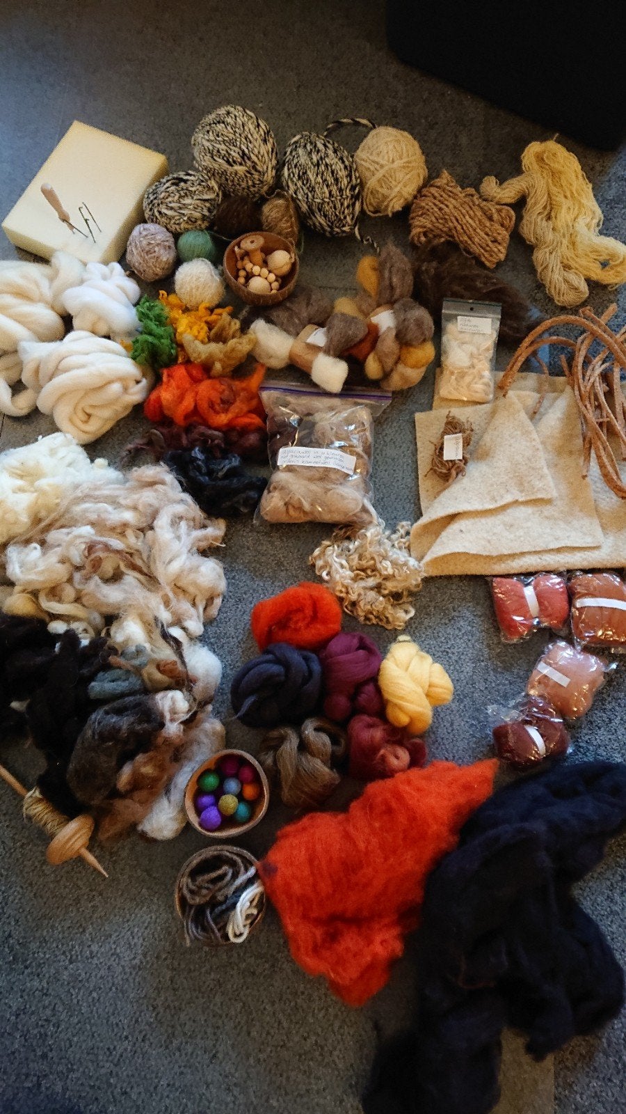 Royaal wol pakket natuurlijk vilten, Hobby en Vrije tijd, Ophalen of Verzenden, Nieuw, Los Vilt