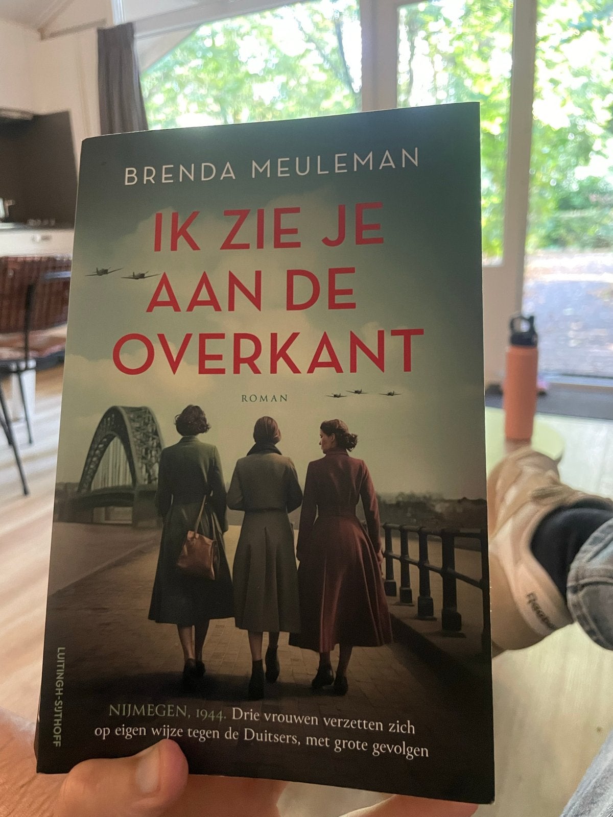 Ik zie je aan de overkant - Brenda Meuleman, Ophalen of Verzenden, Zo goed als nieuw, Nederland
