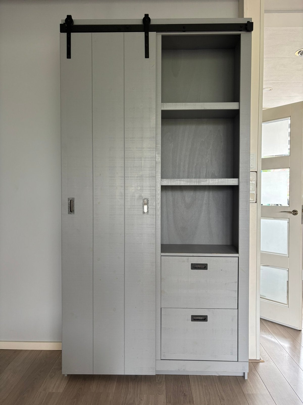 Vt wonen wandkast Barn (WOOOD), Huis en Inrichting, Ophalen, 200 cm of meer, Zo goed als nieuw, Minder dan 150 cm