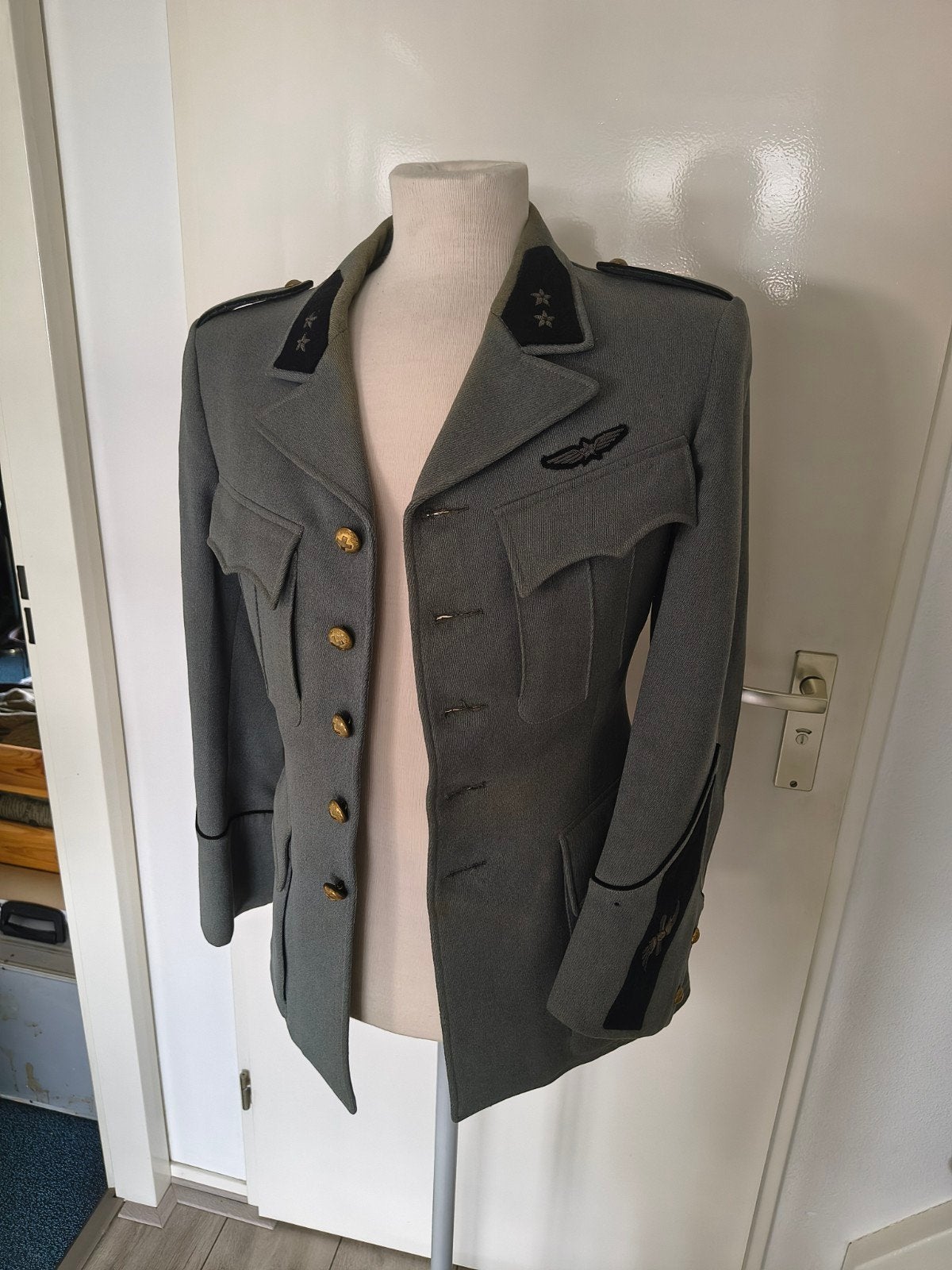 Zwitsers Ord.1940 officiersuniform, verkennings piloot., Ophalen of Verzenden, Luchtmacht, Kleding of Schoenen