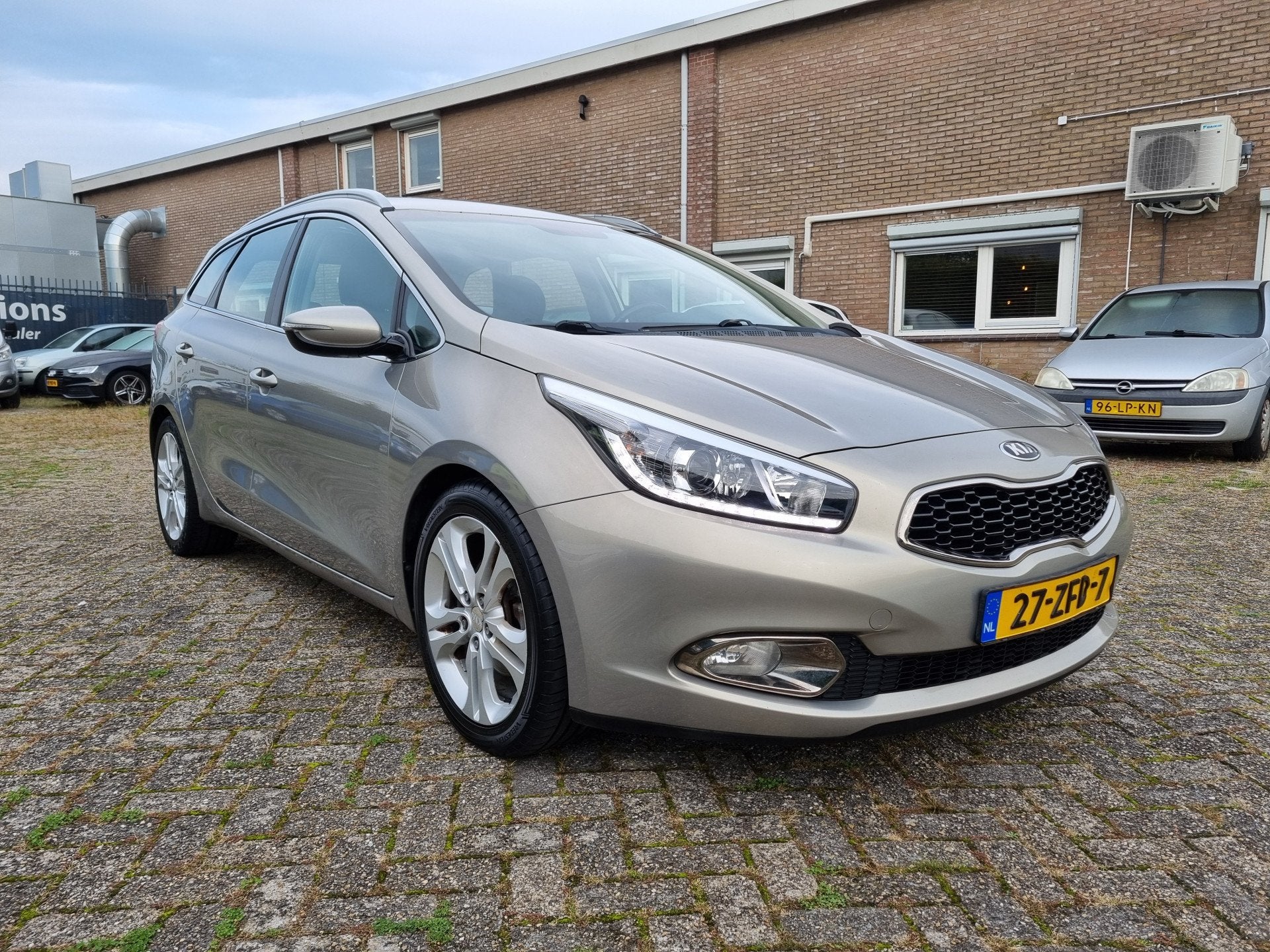Kia cee'd Sportswagon 1.6 GDI Plus Pack ✅NIEUWE APK, Auto's, Voorwielaandrijving, Euro 5, Gebruikt, 1591 cc