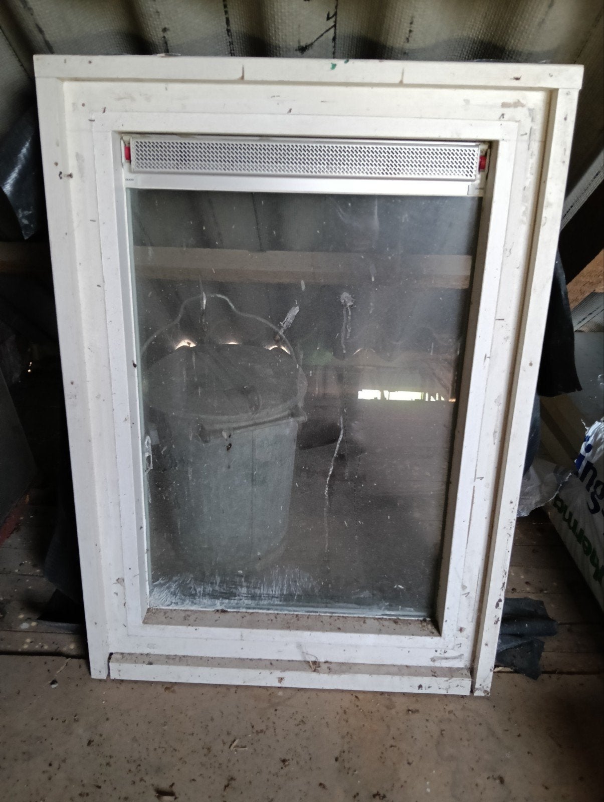 hardhouten kozijn met hr+ glas en ventilatie rooster, Ophalen, Zo goed als nieuw, Hout, Raamkozijn