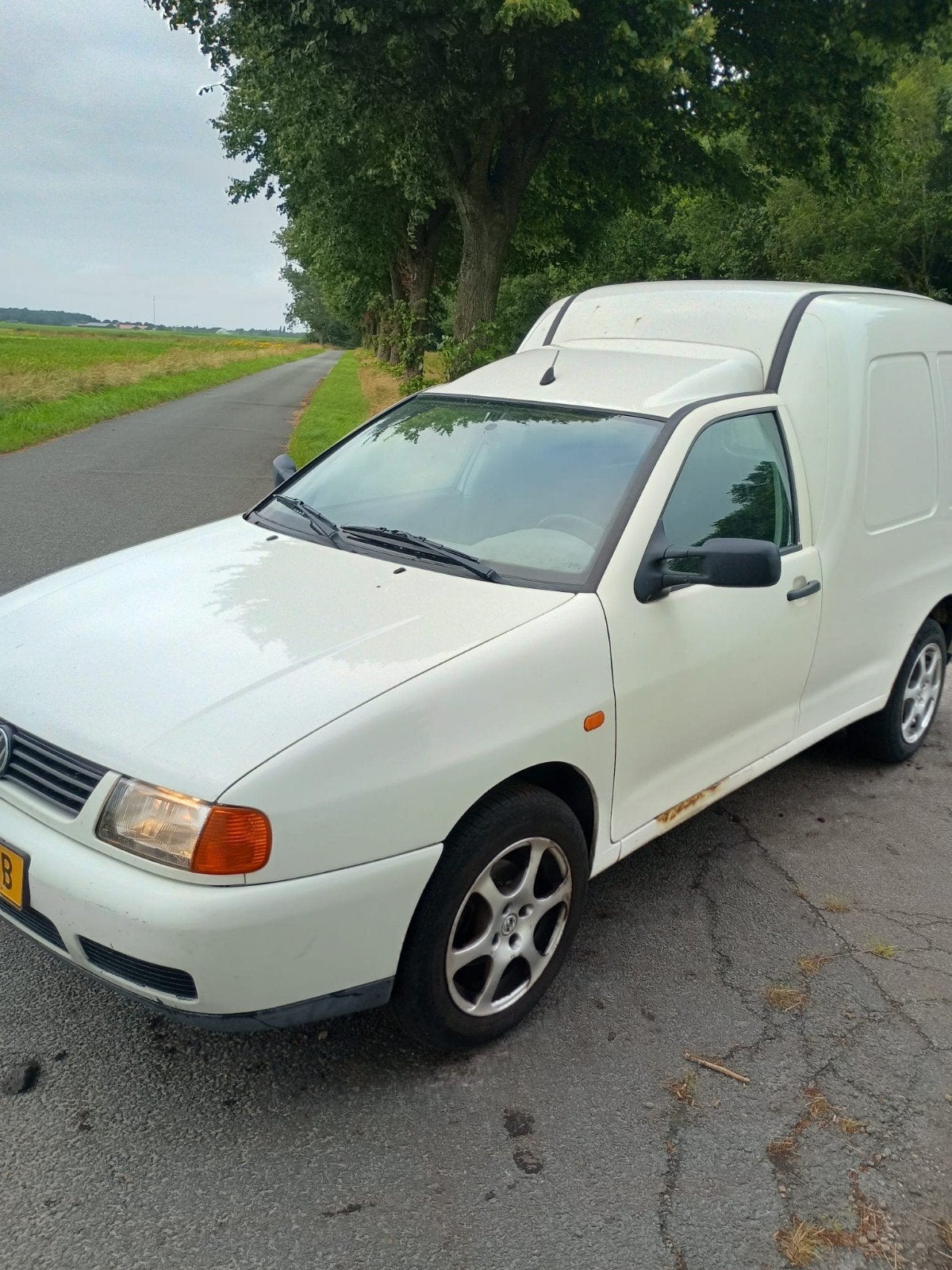 Volkswagen Caddy 1.9 SDI 47KW 2001, Voorwielaandrijving, 64 pk, Zwart, 4 cilinders