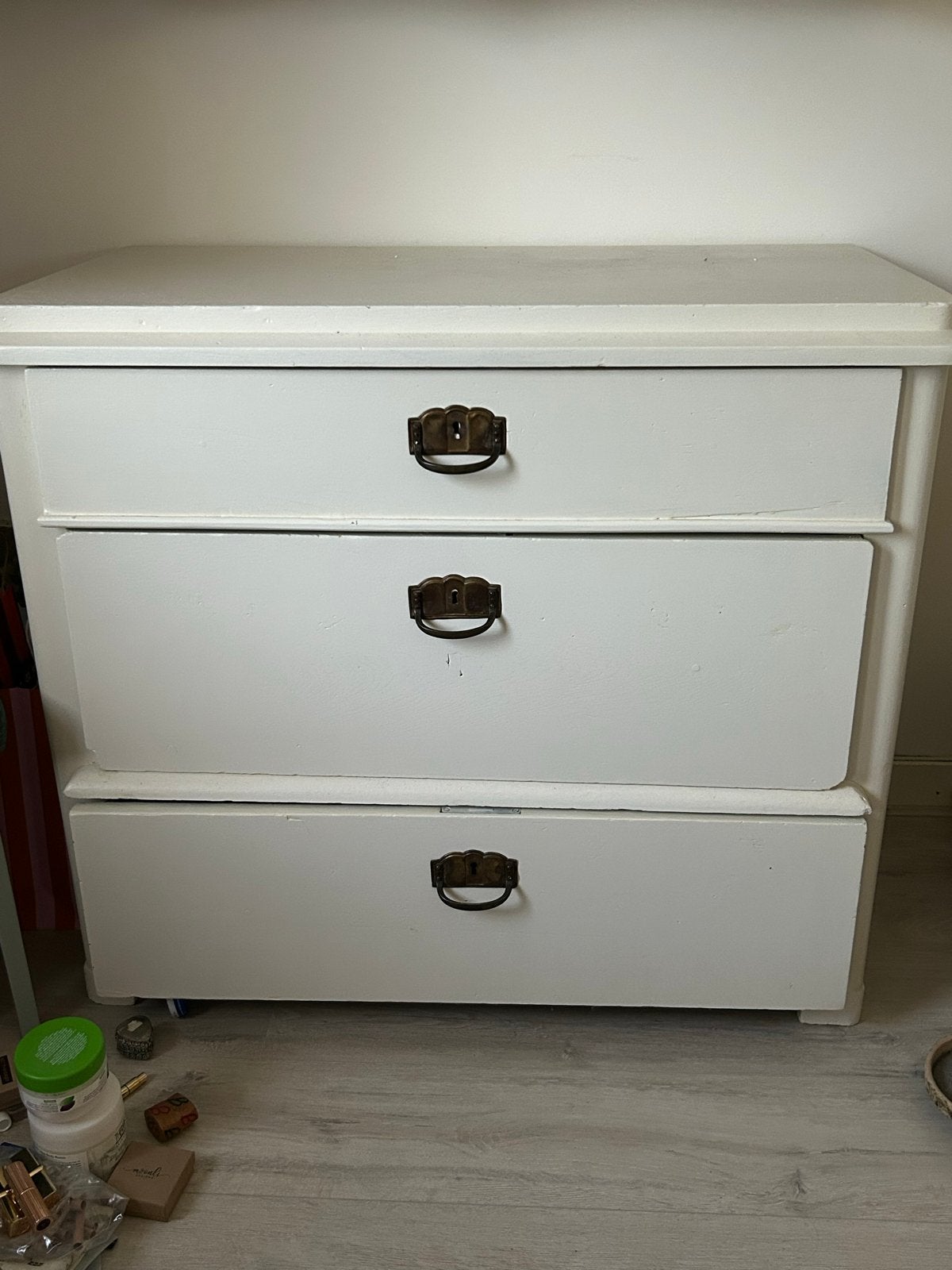 Creme wit geschilderde eiken commode met 3 lades, Ophalen, Gebruikt, Eikenhout, 50 tot 100 cm