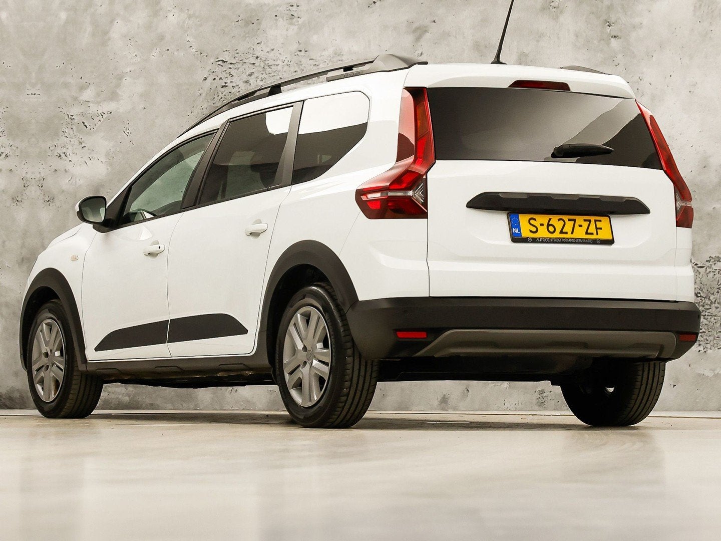 Dacia Jogger 1.0 TCe 100 ECO-G Sport 7 Persoons (APPLE CARPL, Auto's, Voorwielaandrijving, Gebruikt, Wit, Origineel Nederlands