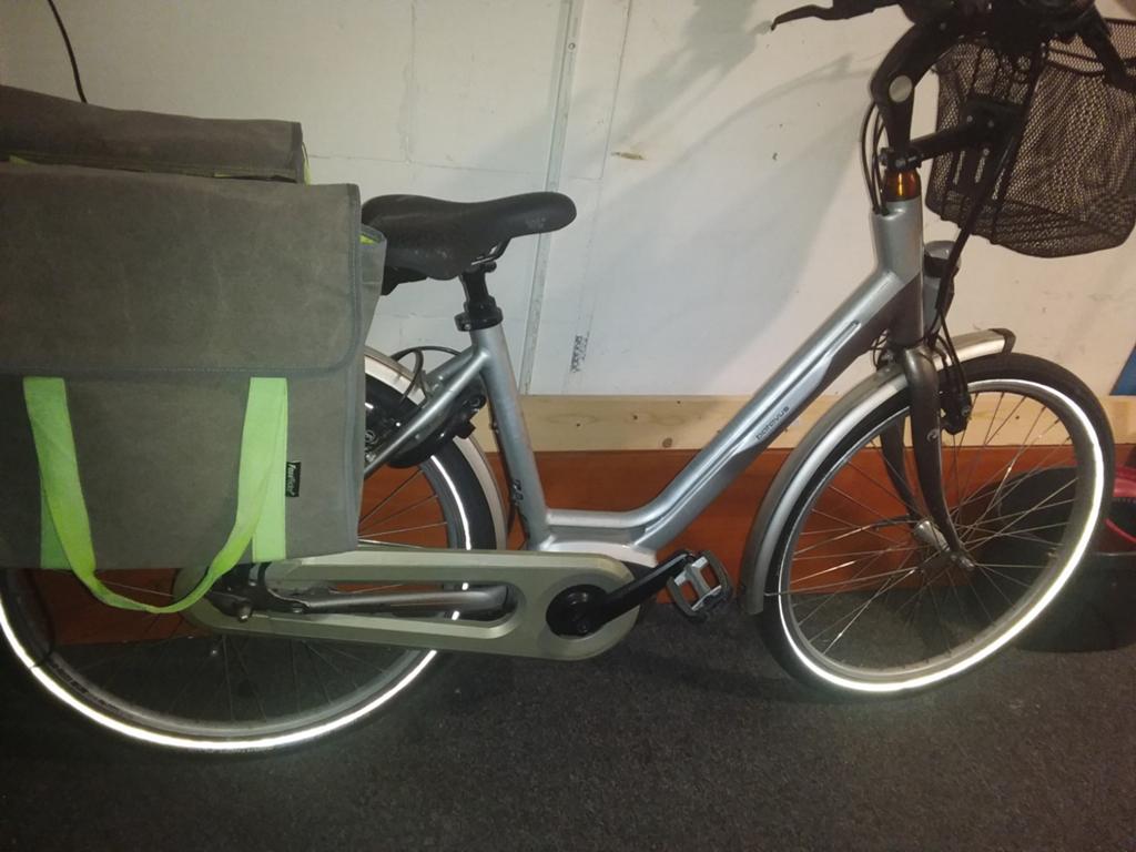 Batavus E-bike met lage instap en 26 inch wielen, Ophalen of Verzenden