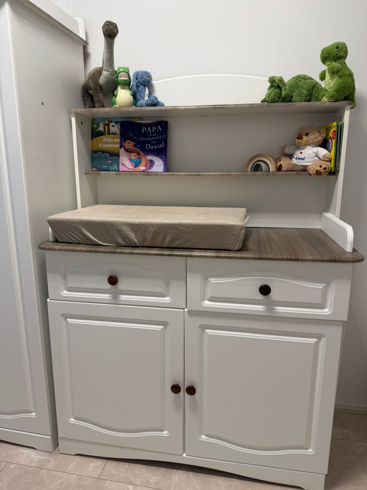 Foto 3 van Babykamer set – kledingkast + commode / verschoontafel