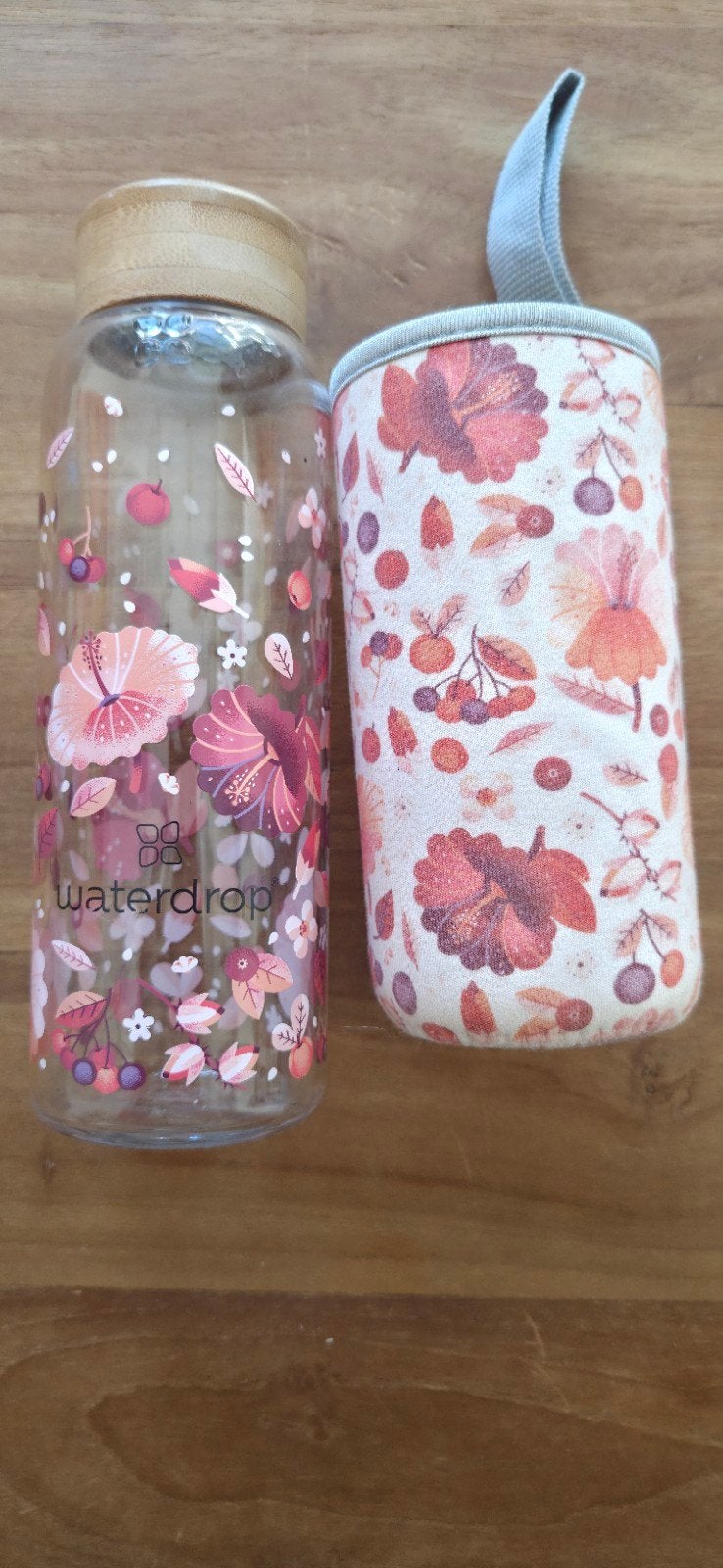 Waterdrop drinkfles met hoes - Bloemenpatroon, Gebruikt, Meerkleurig, Ophalen of Verzenden, Modern