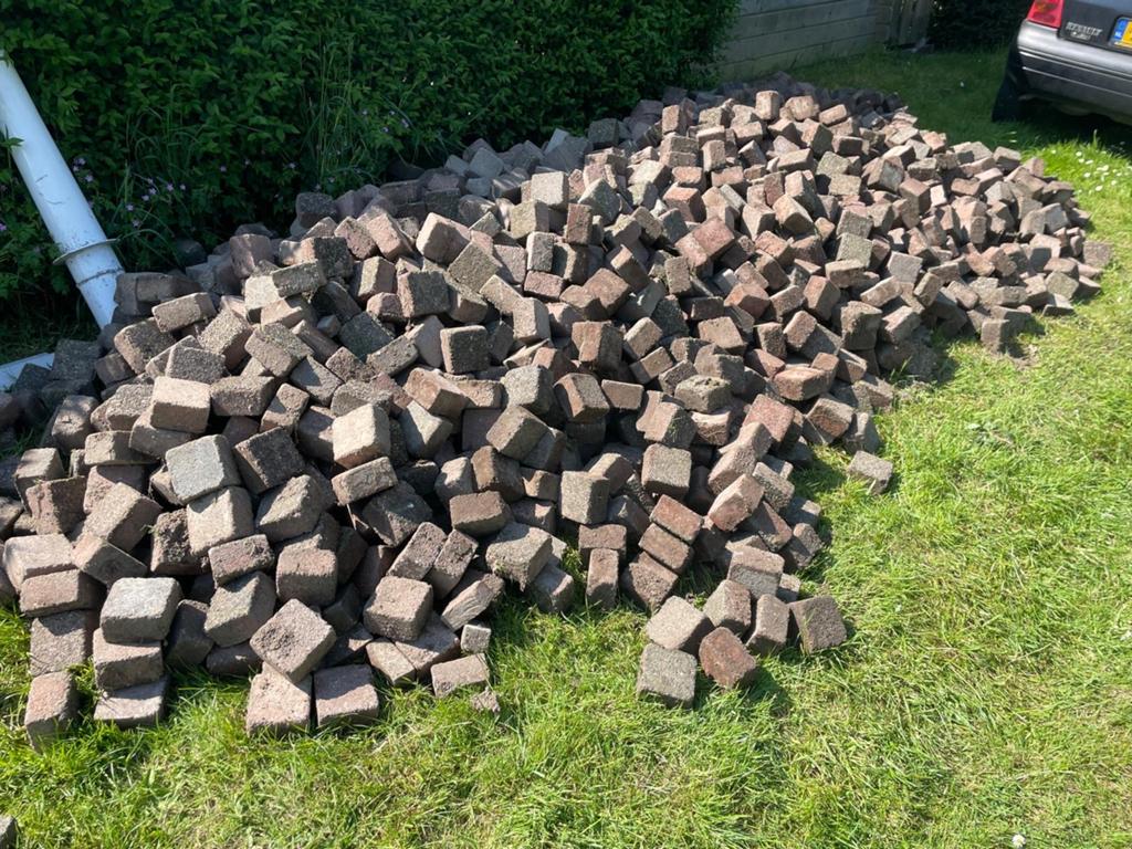 Gebruikte klinkers voor tuin of oprit, Tuin en Terras, Tegels en Klinkers, Ophalen, Gebruikt, Klinkers, 10 m² of meer
