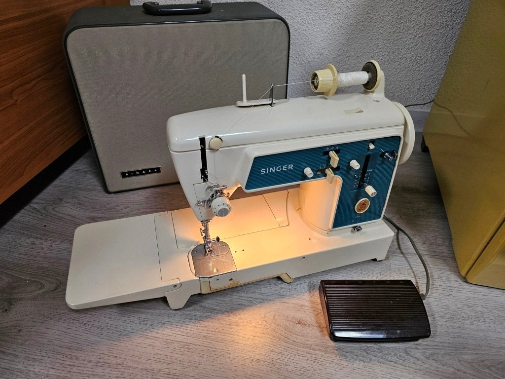 Singer 677G naaimachine voor €50,-, Gebruikt, Naaimachine, Nvt, Nvt