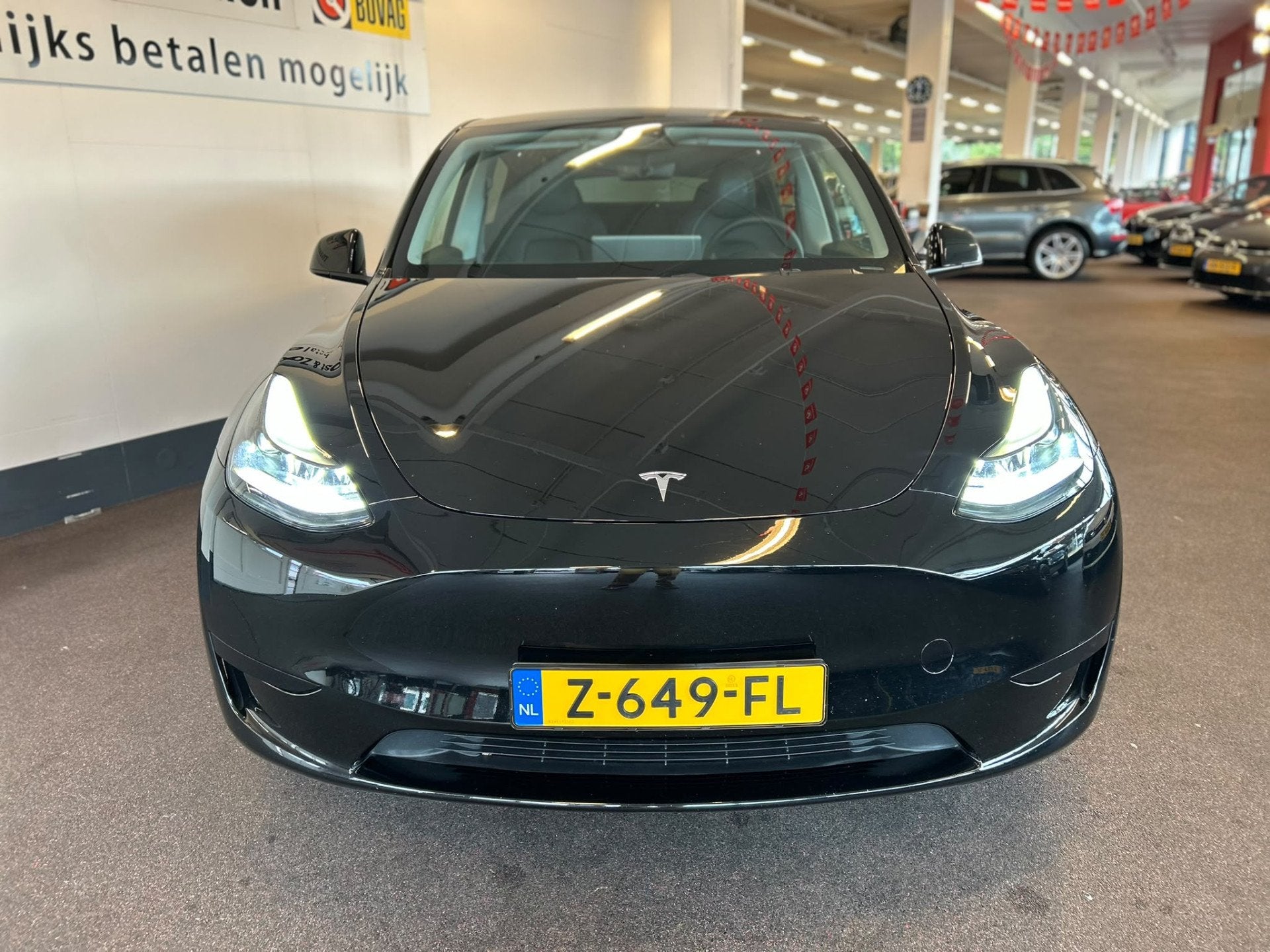 Tesla Model Y RWD 58 kWh Nederlandse auto | Panoramadak | Af, Auto's, Automaat, Dealer onderhouden, Achterwielaandrijving, Gebruikt