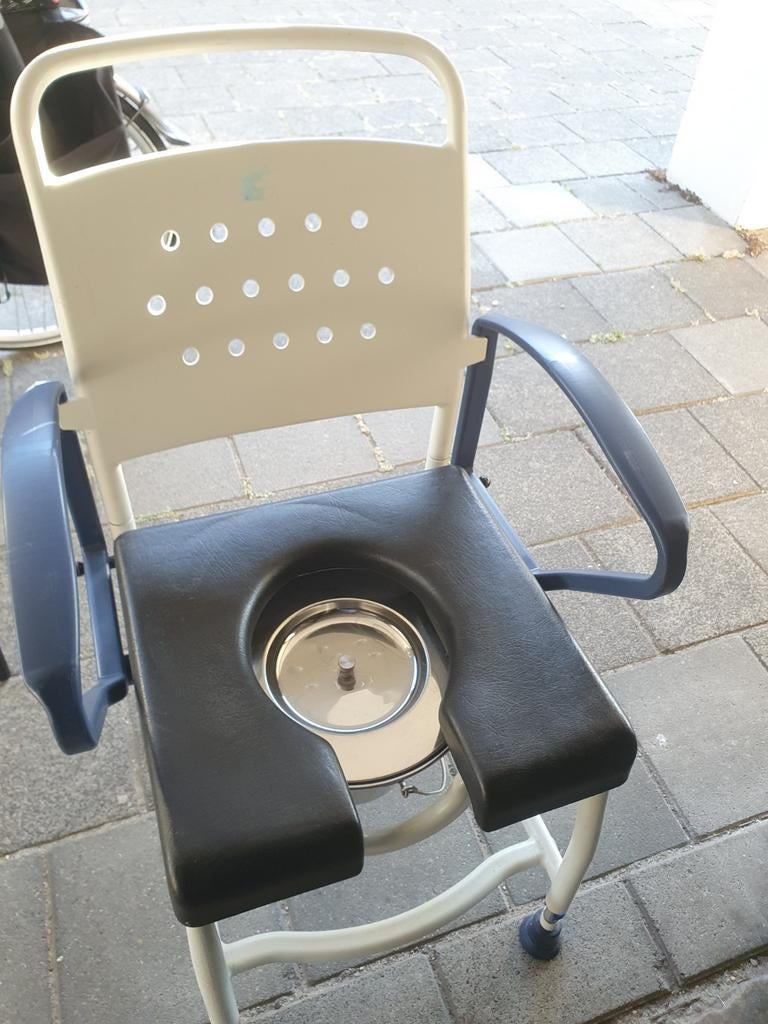 Po stoel verstelbaar postoel douchestoel  postoel, Ophalen, Campingstoel