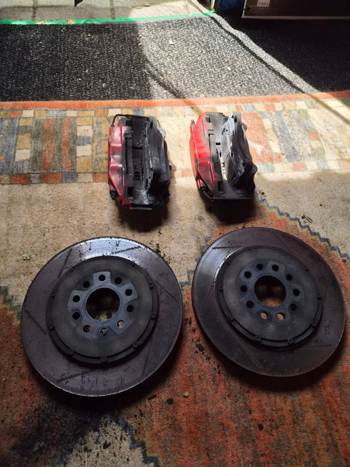 Audi a4 b7 2.0tfsi remschijven en remklauwen voorkant, Ophalen of Verzenden, Audi