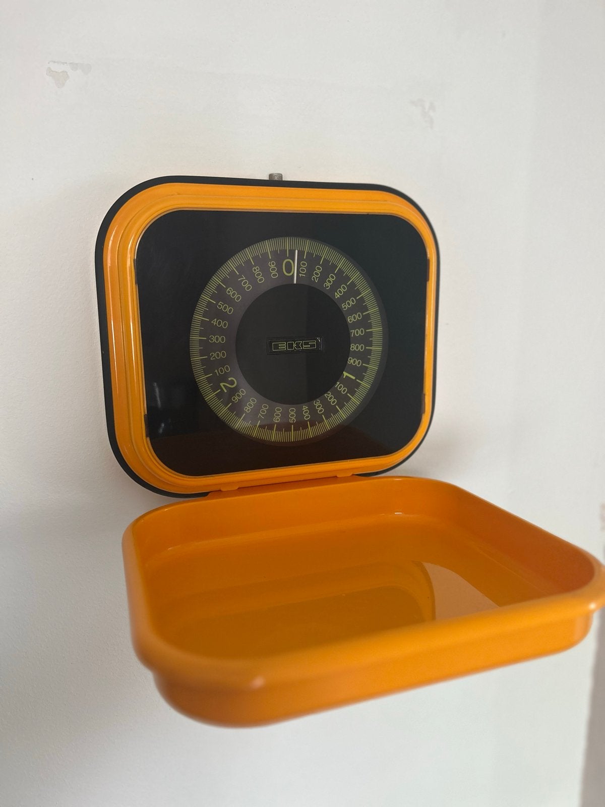 Vintage EKS Keukenweegschaal - Oranje Analoog Design, Keukenweegschaal, Ophalen of Verzenden, Gebruikt, Minder dan 10 kg