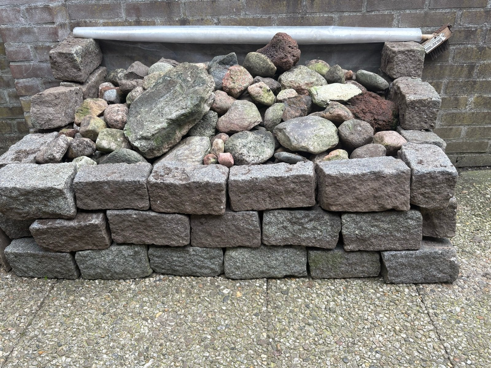 Diverse natuurstenen en kasseien voor vijver of tuin, Ophalen, Overige materialen, Gebruikt, Kei