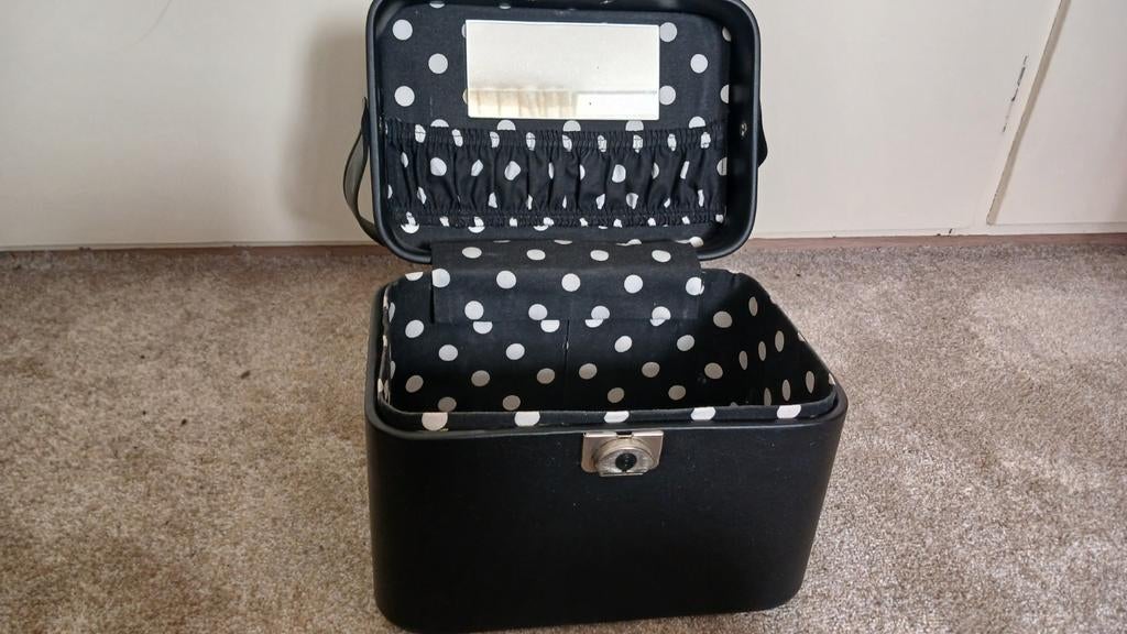 Beautycase vintage, Sieraden, Tassen en Uiterlijk, Beautycases, Ophalen of Verzenden